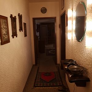 Flur vor Sanierung Flur vor Sanierung