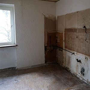 Küche vor Sanierung Küche vor Sanierung