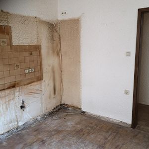 Küche vor Sanierung Küche vor Sanierung